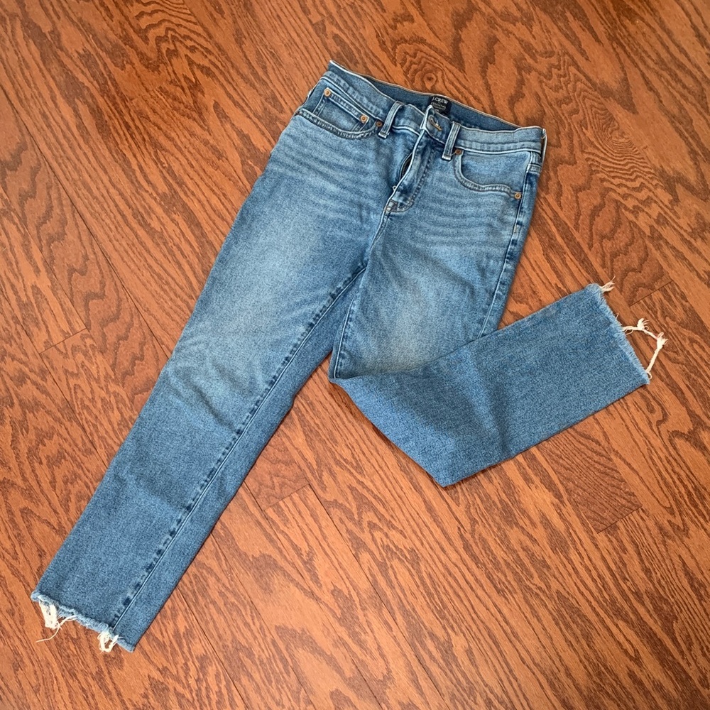 J CREW Essential Straight Blue Jeans